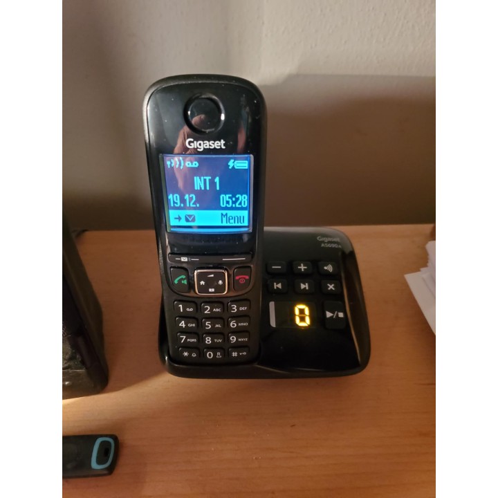 Téléphone sans fil Gigaset AS690 - grand écran, mains libres, grandes touches, noir