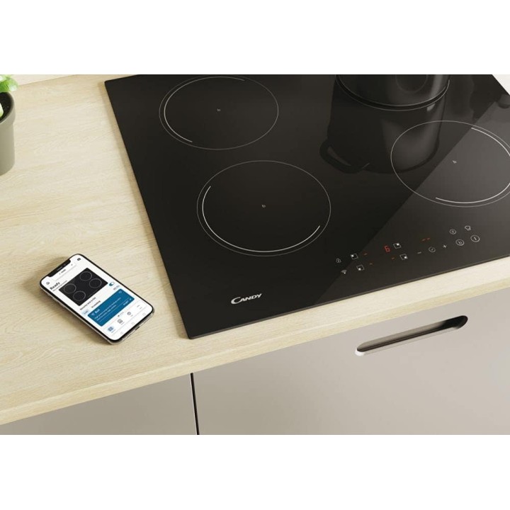 Table de cuisson induction 4 foyers connectée - Verre noir sans cadre CANDY
